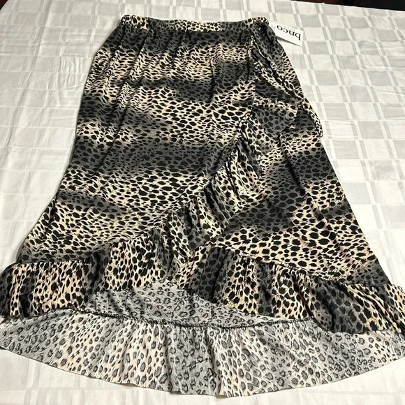 Vintage NWT skirt,faux wrap,animal print,Ruching , ruffles,boho,gypsy,flowy, - Picture 9 of 12